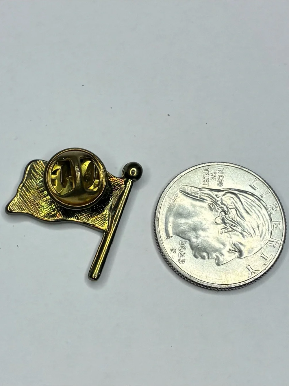 New Vintage Gold Tone United States Of America Flag Lapel Unisex USA Pin